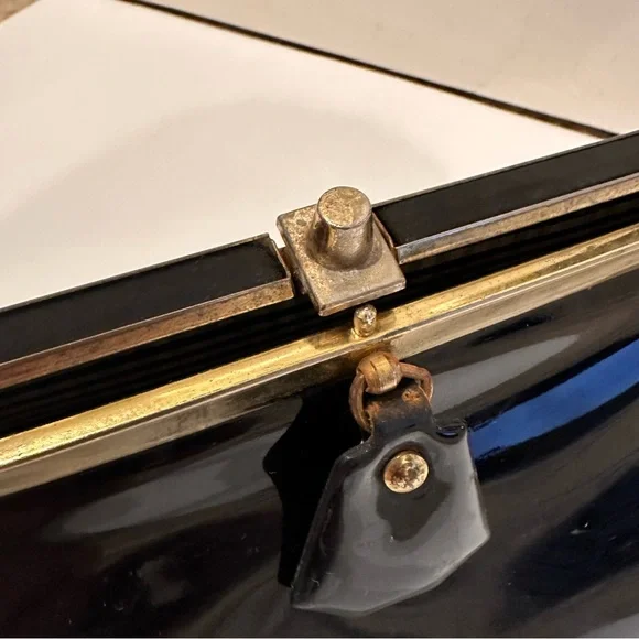 Delicato By Markay Vintage Black Patent Leather Handbag Purse - Picture 6 of 9